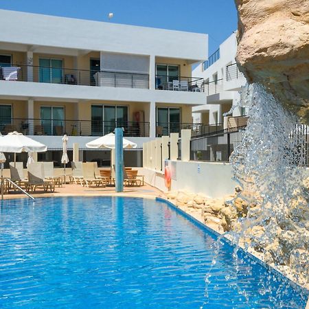 Seabreeze Apartment 200M Away From The Sea Paralimni Exteriér fotografie