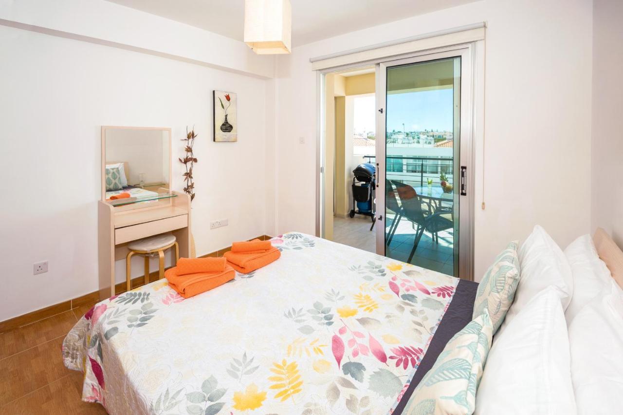 Seabreeze Apartment 200M Away From The Sea Paralimni Exteriér fotografie